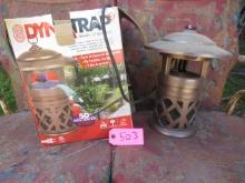 DYNA TRAP INSECT TRAP, BUG LIGHT STILL IN BOX