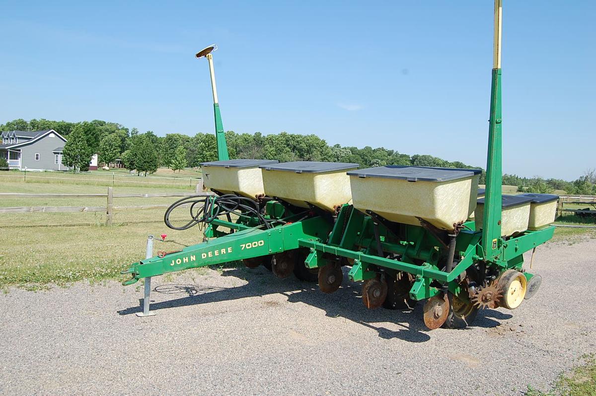 John Deere 7000 Corn and Bean Planter