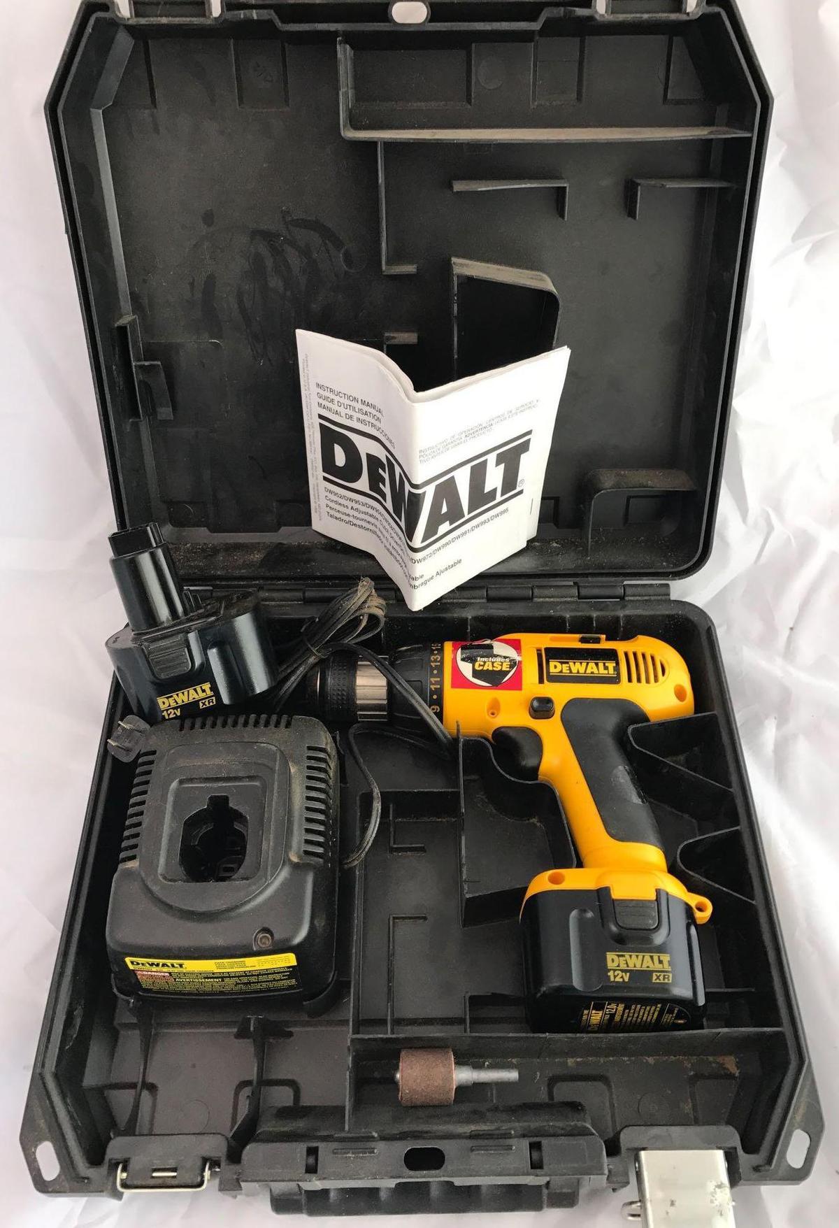 Dewalt 12V XR Drill