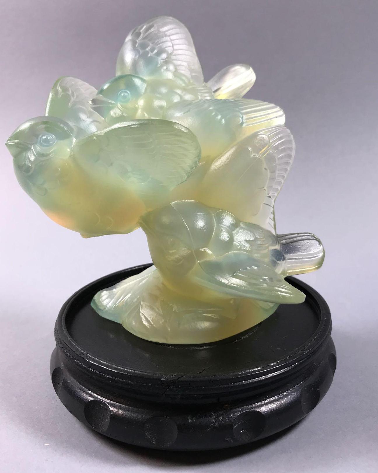 Sabino French Opalescent Art Glass "Envolee" Figurine