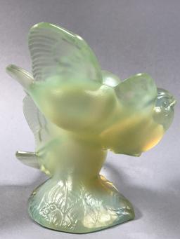 Sabino French Opalescent Art Glass "Envolee" Figurine