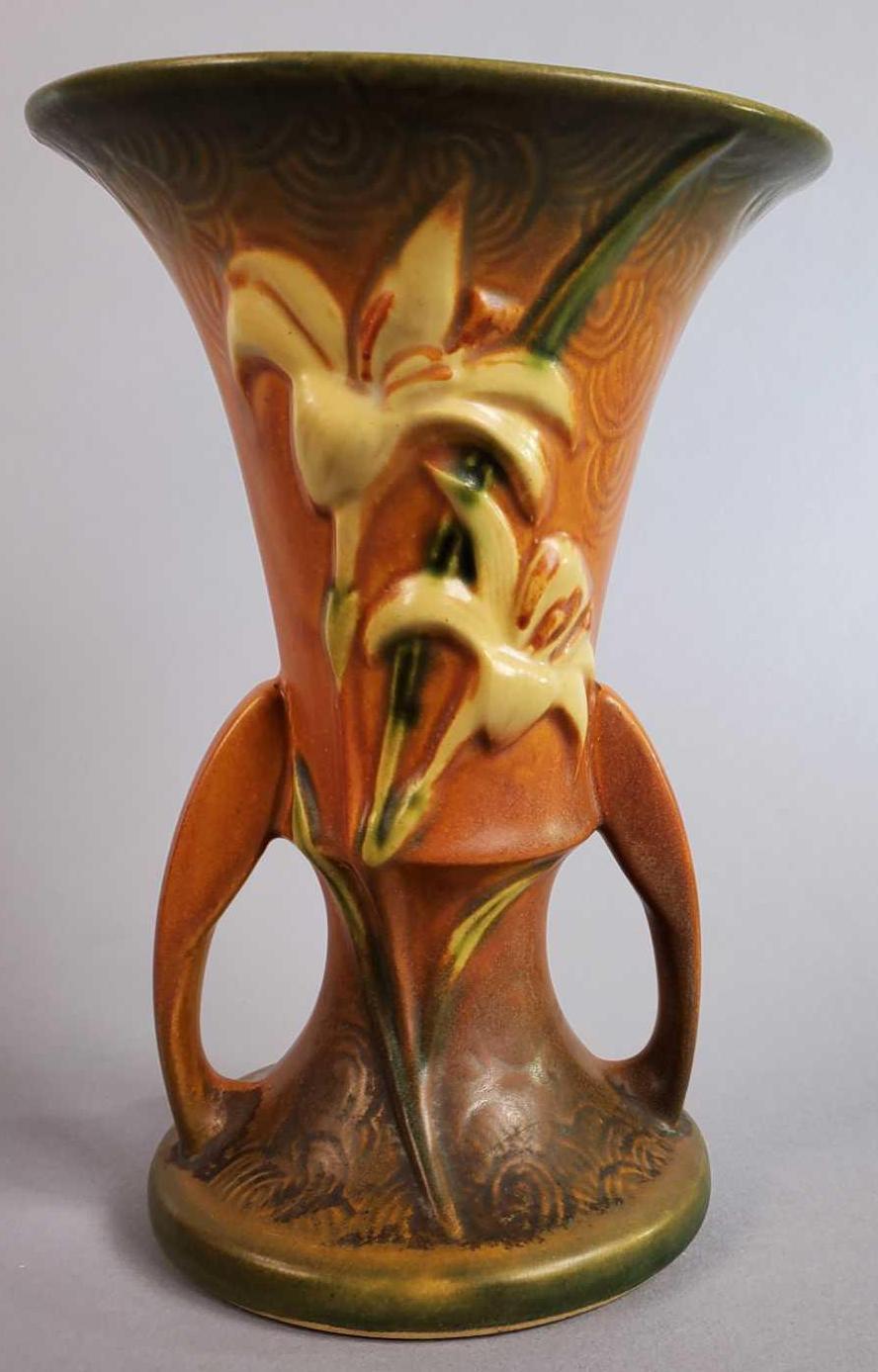 Roseville Brown Zephyr Lily Vase 132-7"