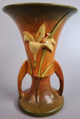 Roseville Brown Zephyr Lily Vase 132-7"