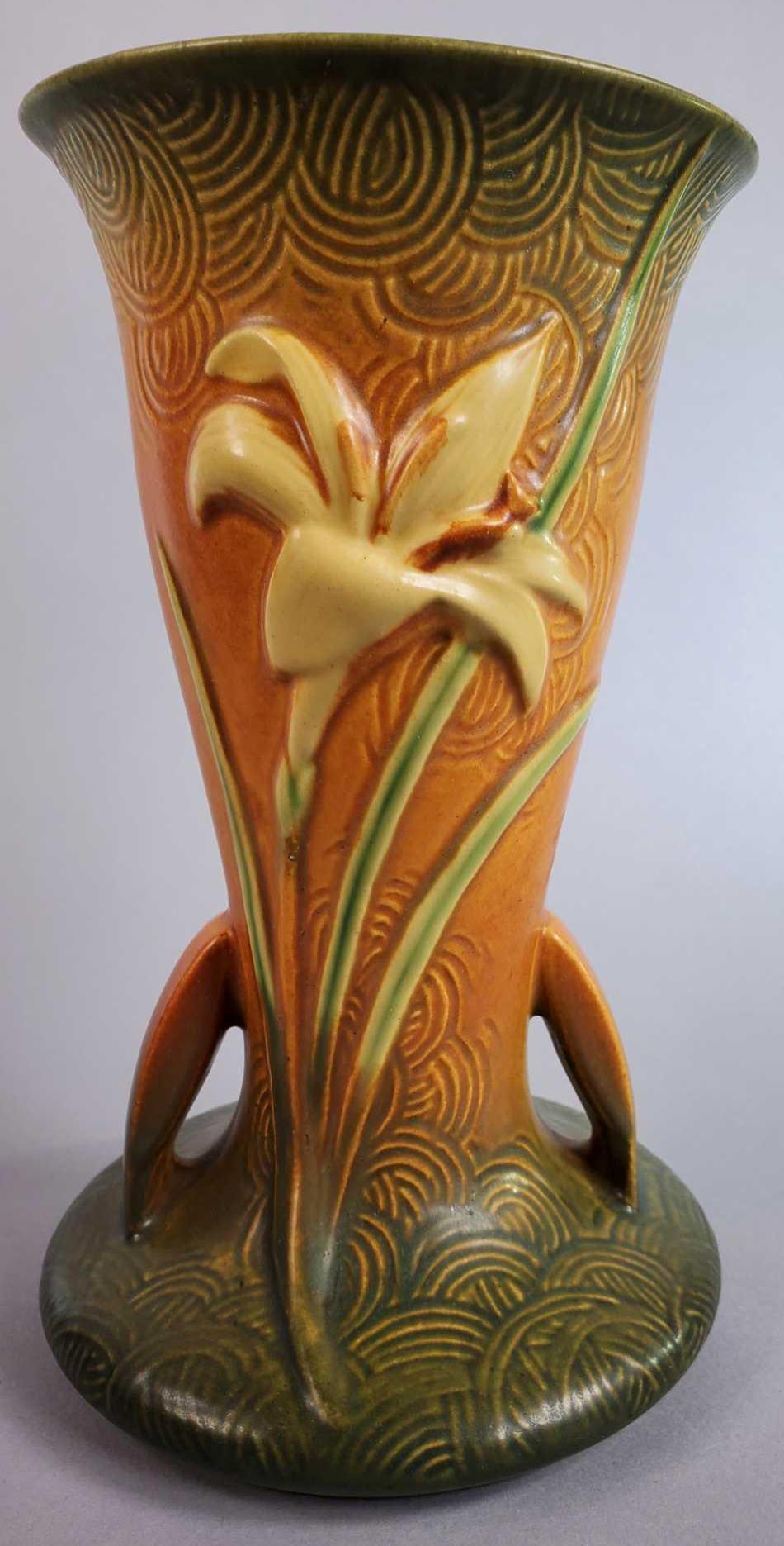 Roseville Brown Zephyr Lily Tall Vase 136-9"