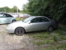 2000 Toyota Camry