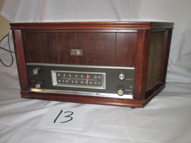 Magnavox Model OFM022 Radio