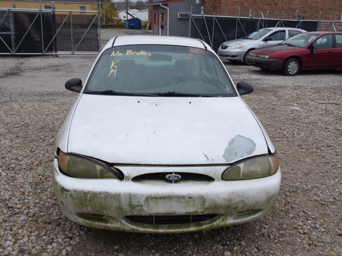 1999 Ford Escort