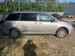 2005 Toyota Sienna