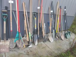 Lot Long Handled Lawn & Garden