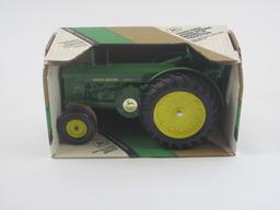 Ertl John Deere 1949/1954 Model R Tractor