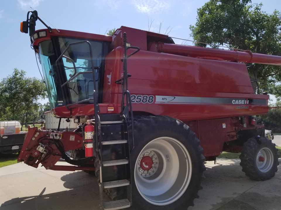 2008 Case IH 2588 Combine, Spreader, Specialty Rotor, 1,248 Engine Hrs., 1,