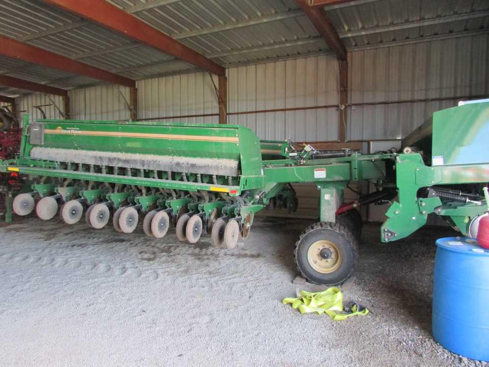 2017 Great Plains Model Drill, 3S-4000 HDF, 40 Foot W/Dry Fertilizer Option