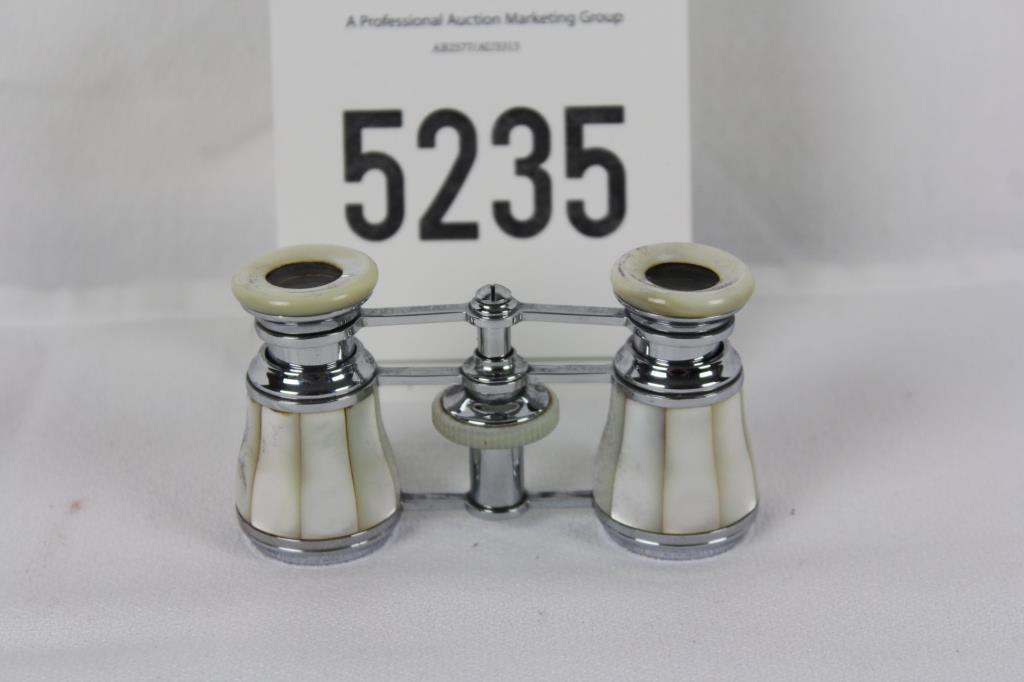 Opera Glasses with Mother of Pearl inlay