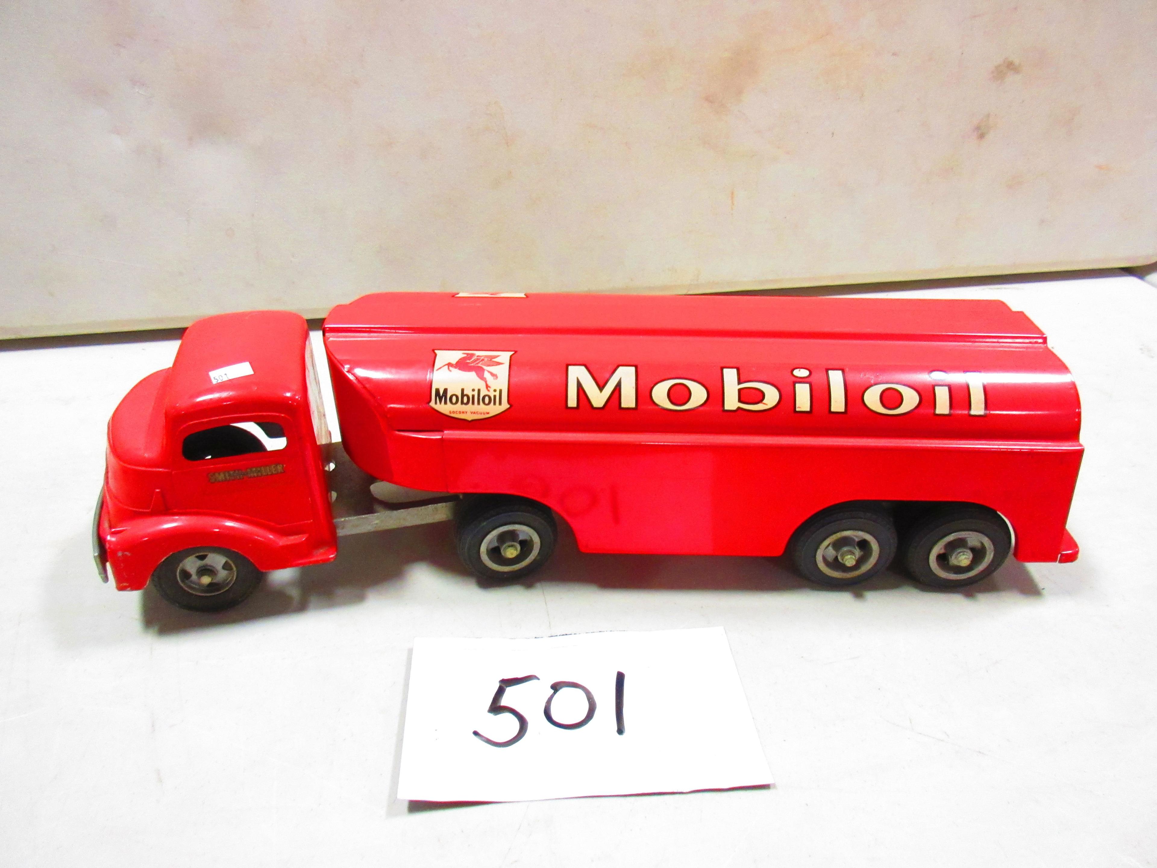 SMITH MILLER MOBILOIL TANKER TRUCK NICE PIECE