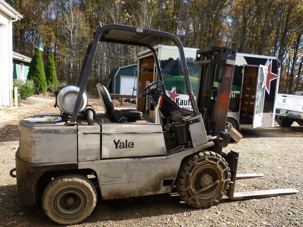 YALE Propane Fork Lift-4,000 LBS w/NO Propane Tank. Will not be availble to pick up till 12/06/2017