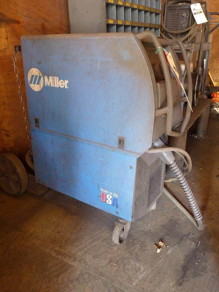 MILLER MILLERMATIC 350P Welder