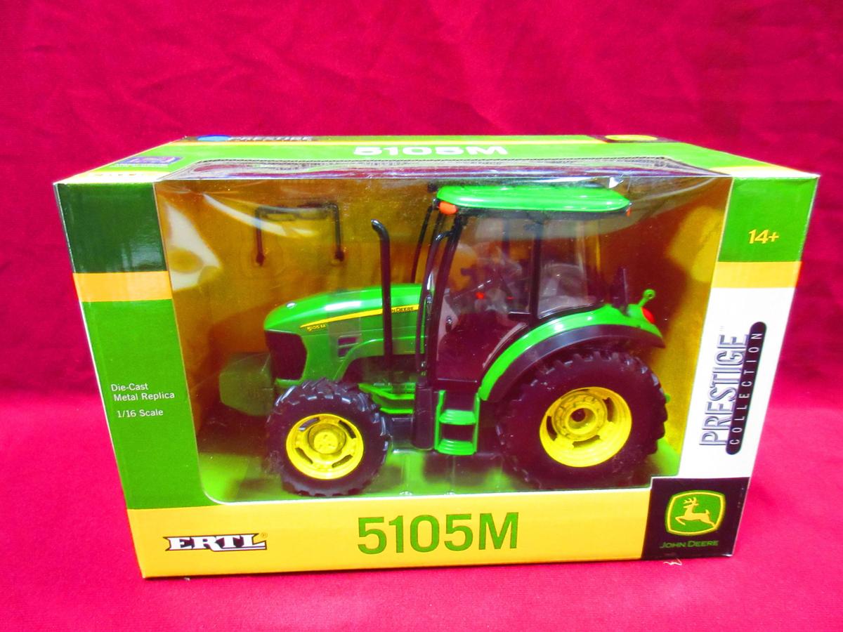 ERTL 1/16 JOHN DEERE # 5105M  N.I.B. PRESTIGE COLLECTION