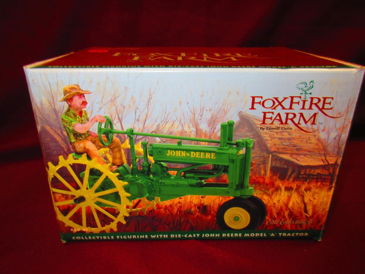 ERTL 1/16 FOXFIRE FARMS JOHN DEERE MODEL A TRACTOR N.I.B.