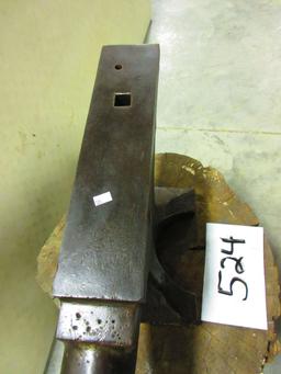 105 LB. COLOMBIAN ANVIL VERY NICE NEAR PERFECT EDGES