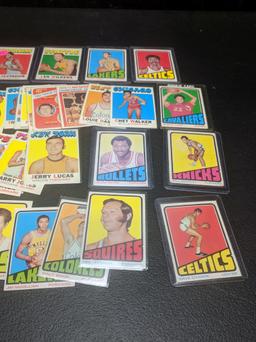 1971 -1973 Topps basketball 48 cards total: Alcindor, West(2), Wilkins, all one bid,