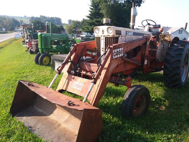 1967 Case-730-D-#8321268 - nice orig., case 65 loader, right off the farm