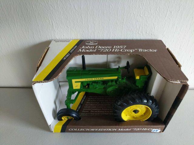 John Deere 720 Hi crop tractor - collector's edition - 1/16 scale