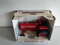 International 756 Tractor - 1/16 Scale