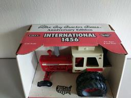 International 1456 tractor 1/16 scale