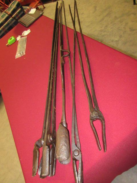 4 GOOD TONGS 30'' TO 34'' [YOUR BID TIMES 4 ]