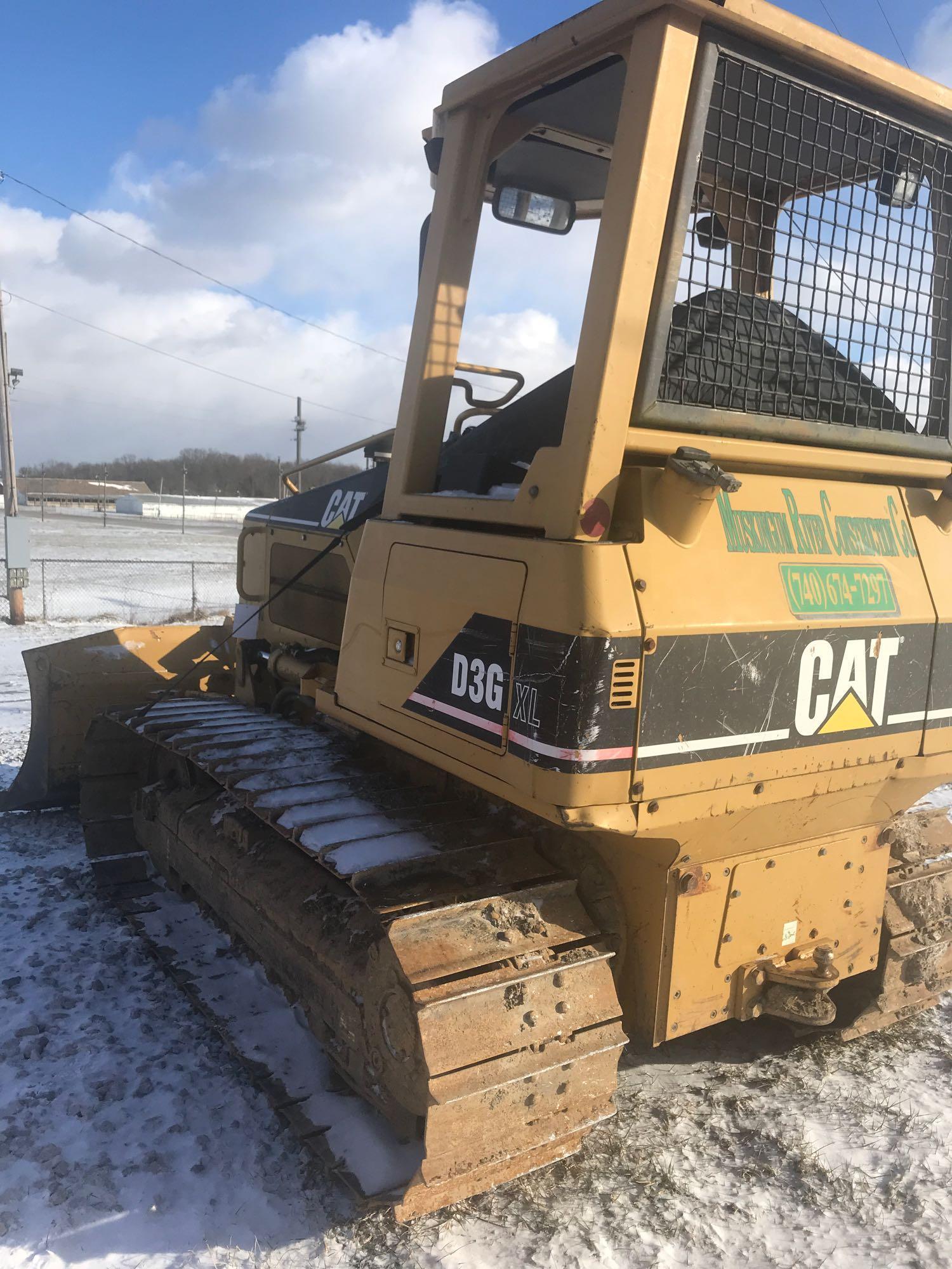 2002 Cat D3G XL Dozer One Owner Machine ONLY 2700 hours, UC 80% Hydrostatic Drive