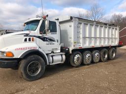 1997 Ford Louisville 6 axle dump truck (3688 hrs)