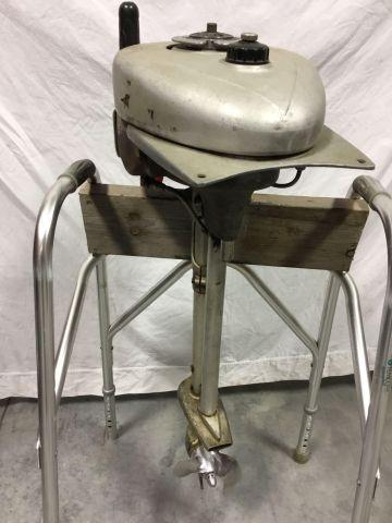 1938 Evinrude Sportwin w/ stand