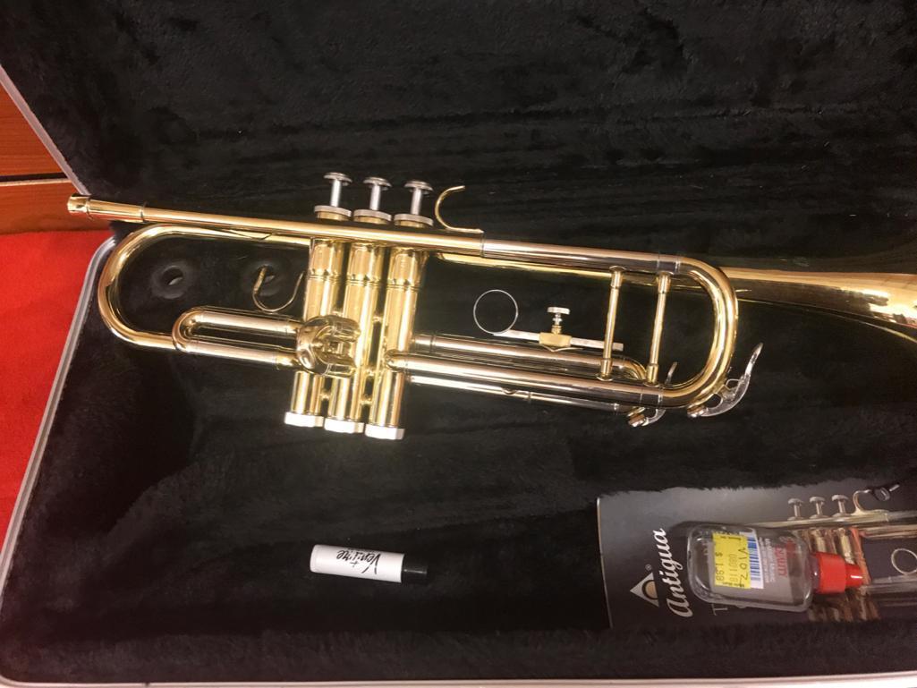 Antiqua VOSI Trumpet with case, ready to use, needs mouthpiece