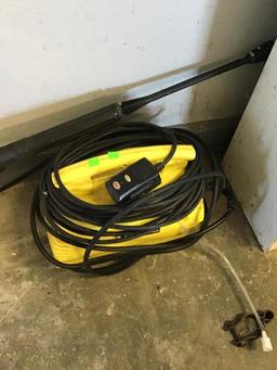 Karcher Electric Power Washer, powers on