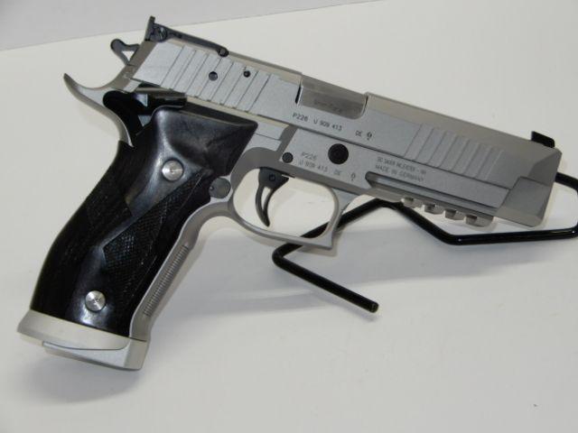 Sig P226 x5, 9mm