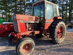 International 986 tractor, cab heat and air, diesel, good tires, 100 hp