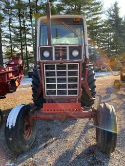 International 986 tractor, cab heat and air, diesel, good tires, 100 hp