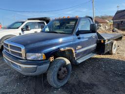 Dodge Ram 3500 Cummins truck w/flatbed, 6 speed, side toolboxes