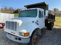 International 4700 T444E dump truck, 119,965 miles