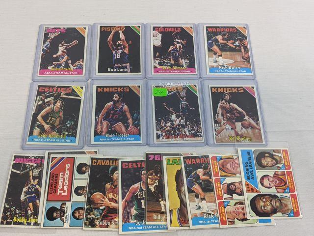 1975 Topps basketball lot of 18, stars and rookies