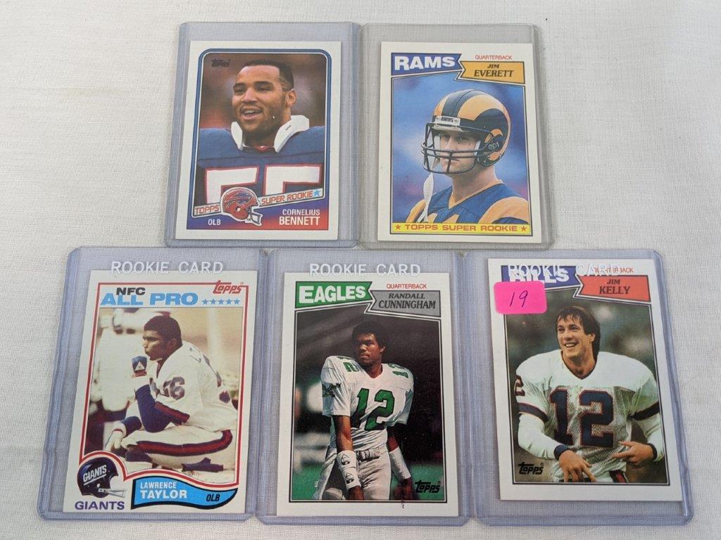 Topps rookie card lot: Kelly, Cunningham, Bennett, Everett, Taylor