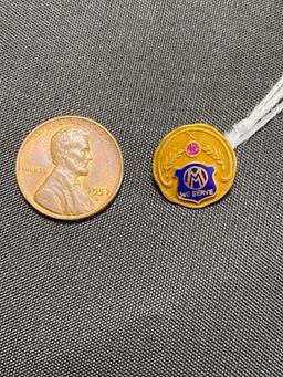 14K Pin, 2.46 grams Total weight, Wheat cent included for size reference is included