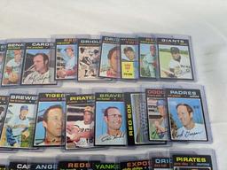 1971 Topps baseball with Rollie Fingers, lot of 50, no duplicates