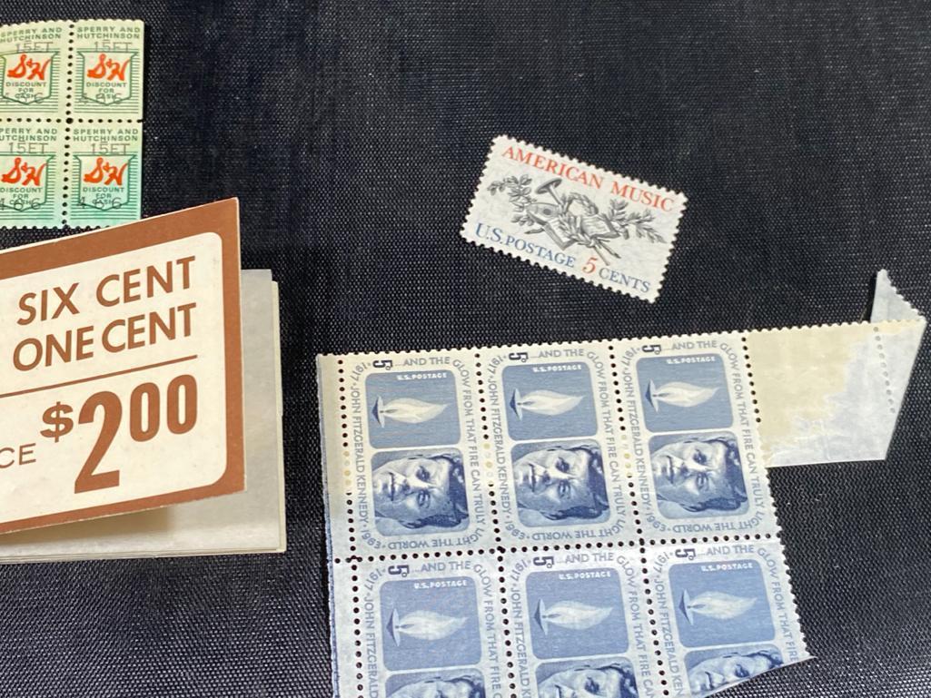 Lot of assorted stamps