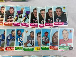 1968 Topps football lot w/Unitas, Gabriel