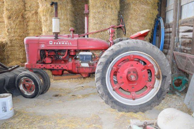 ’49 Farmall H tractor