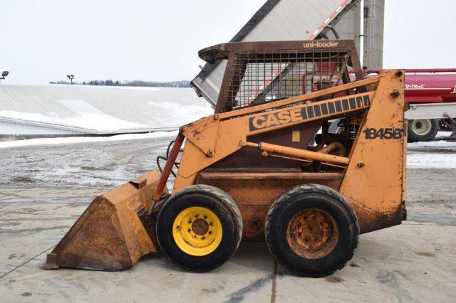 Case 1845B skid loader