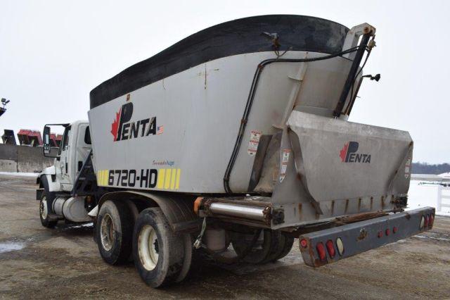 ’05 International 7600 w/ Penta 6720-HD Mixer