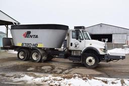 ’05 International 7600 w/ Penta 6720-HD Mixer