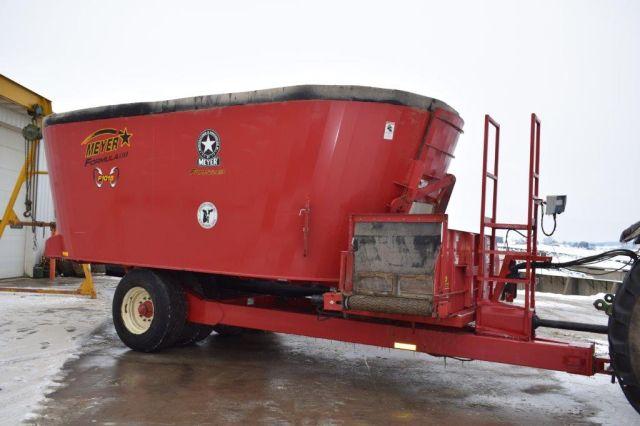 Meyer Formula F-1015 Mixer wagon